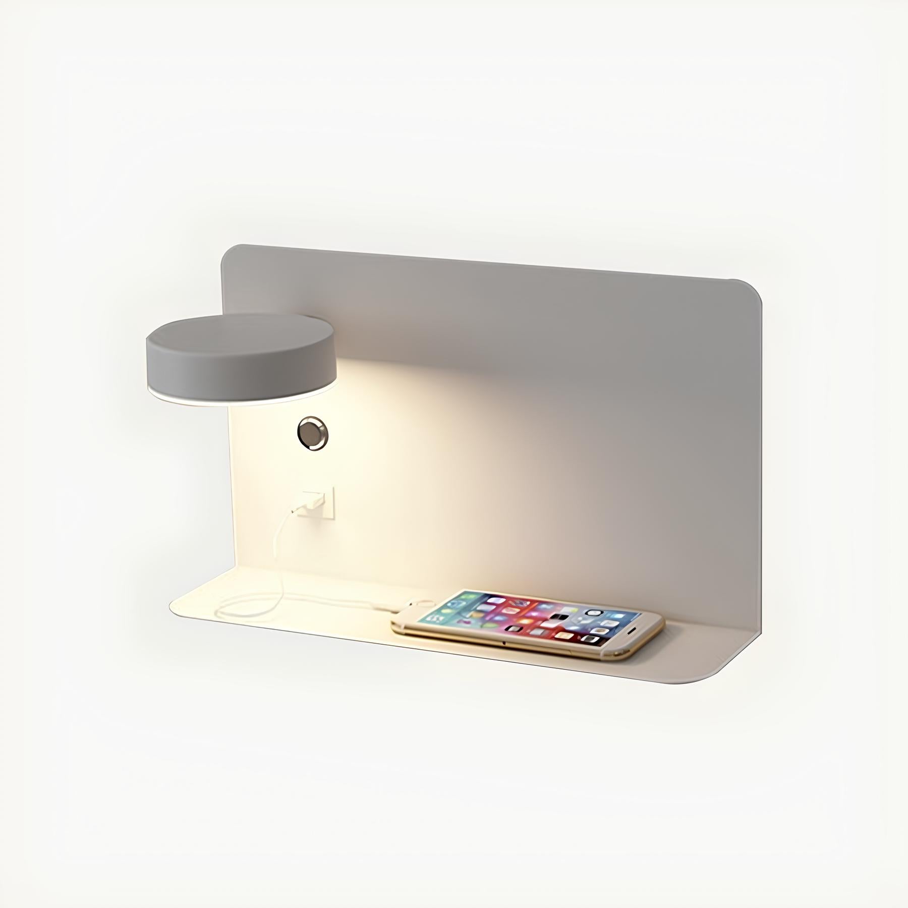 Minimalistische wandlamp met plank en USB-poort