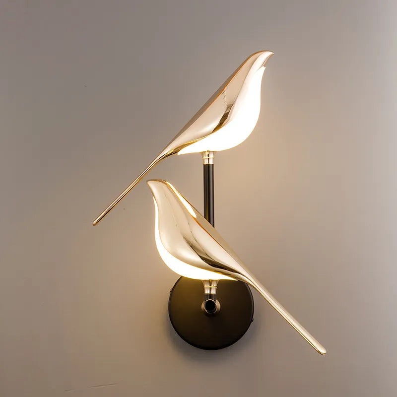 Modern Art Design Magpie Wall Lamp