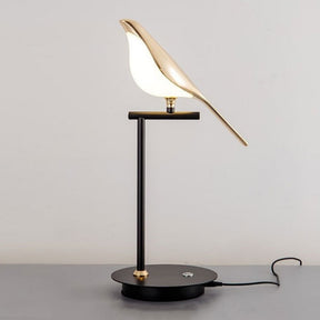 Golden Creative Magpie Table Lamp