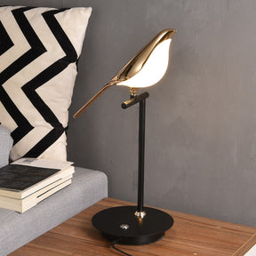 Golden Creative Magpie Table Lamp