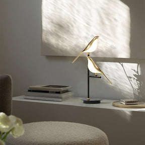 Golden Creative Magpie Table Lamp