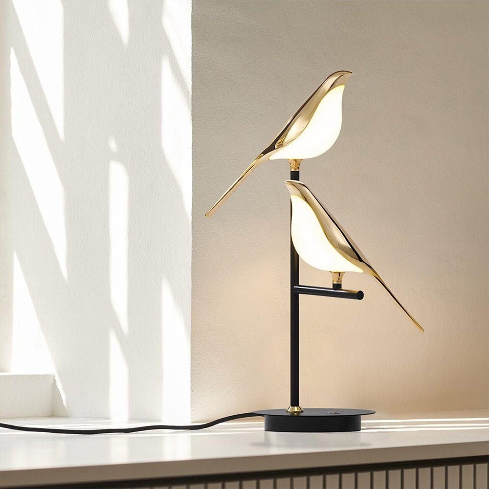 Golden Creative Magpie Table Lamp